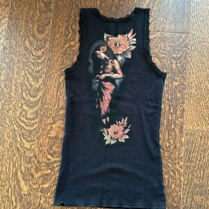 Lucky’s pretty tank top